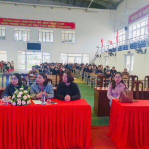 GẶP MẶT PHỤ HUYNH HỌC SINH HỆ VĂN HOÁ NGHỀ HỌC KỲ I NĂM HỌC 2024-2025 2 z6321988147731 3460b1a1fce0436ffb58226192b517b9