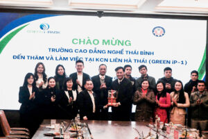 z6357572016895 af3805f2d86d6b43f33767465c58ab7f