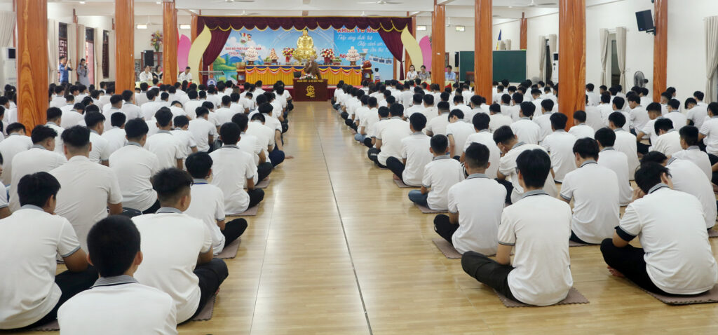 TRẢI NGHIỆM ĐẦU KHÓA Ý NGHĨA: TÂN HSSV KHÓA 19 TRƯỜNG CAO ĐẲNG NGHỀ THÁI BÌNH THAM GIA HOẠT ĐỘNG DÃ NGOẠI TẠI CHÙA TỪ XUYÊN 4 06