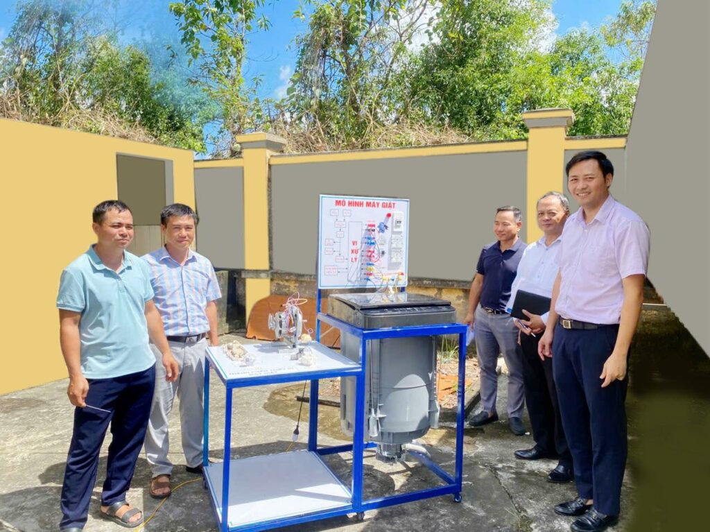 NGHIỆM THU CÁC NHIỆM VỤ KHOA HỌC CÔNG NGHỆ ĐẶT HÀNG NĂM 2025 4 Mô hình máy giặt
